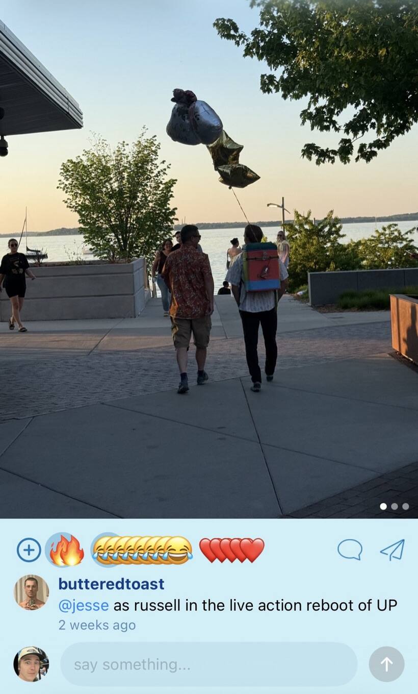 Unscroll post with comments and share controls
